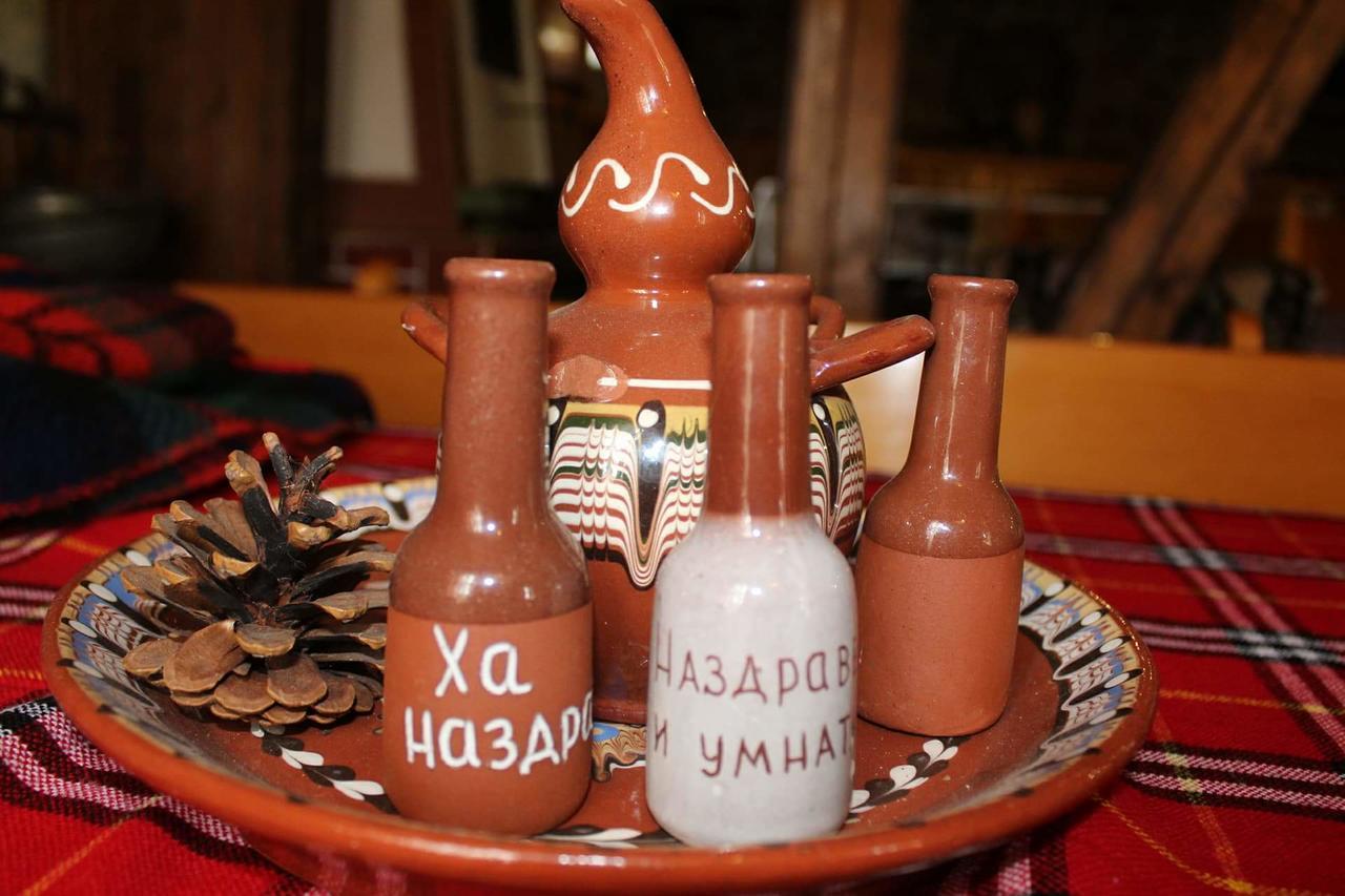 Къща За Гости Ножери ตริยาฟนา ภายนอก รูปภาพ